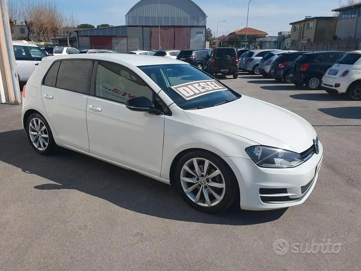 Usata VW Golf VII Highline 110 CV (80 kW) 2016 Bianco Berlina