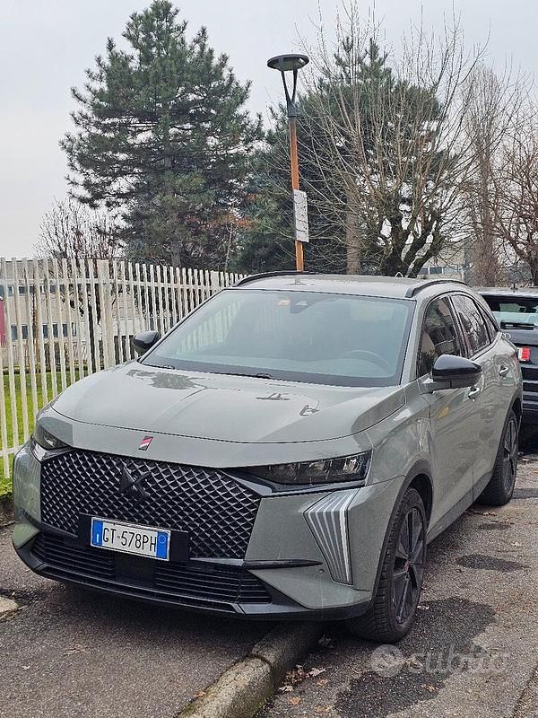Usata DS Automobiles DS7 Crossback Performance 130 CV (95 kW) 2024 Grigio SUV