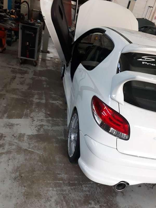 Usata Peugeot 206 GTi 136 CV (100 kW) 2003 Bianco Berlina