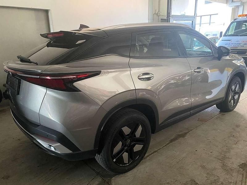 Nuova Omoda 5 147 CV (108 kW) 2025 Aquatic green SUV