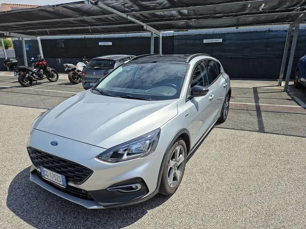 Usata Ford Focus ST-Line 125 CV (91 kW) 2021 Berlina