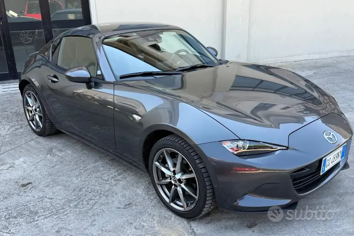 Usata Mazda MX5 Inclusive 184 CV (135 kW) 2022 Grigio Cabrio