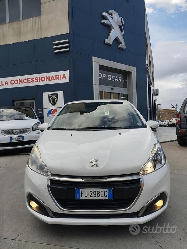 Usata Peugeot 208 Active 75 CV (55 kW) 2017 Bianco Utilitaria