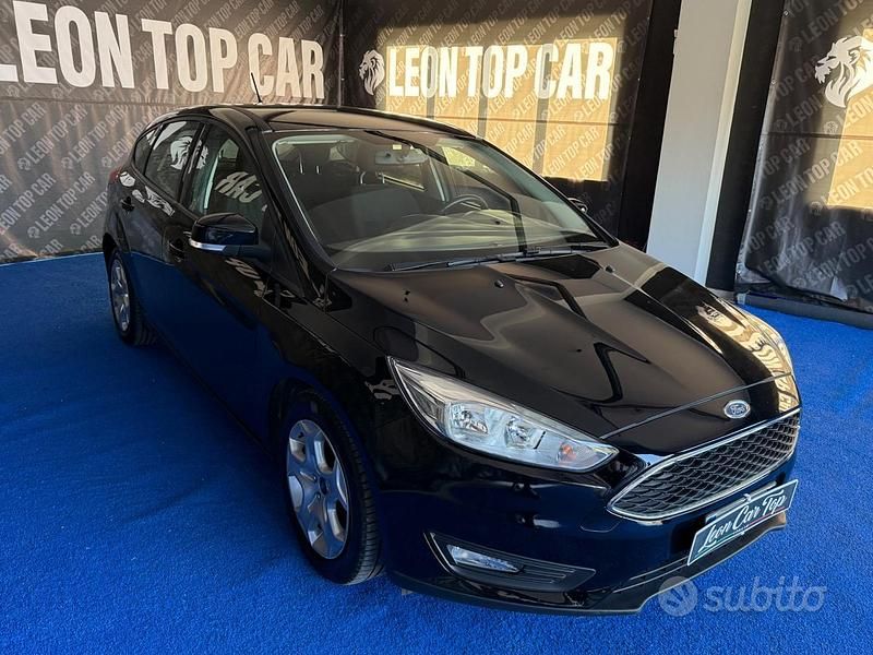 Usata Ford Focus 100 CV (73 kW) 2017 Nero Berlina