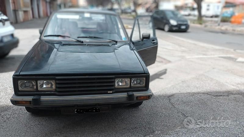 Usata VW Golf I 54 CV (39 kW) 1982 Nero Utilitaria