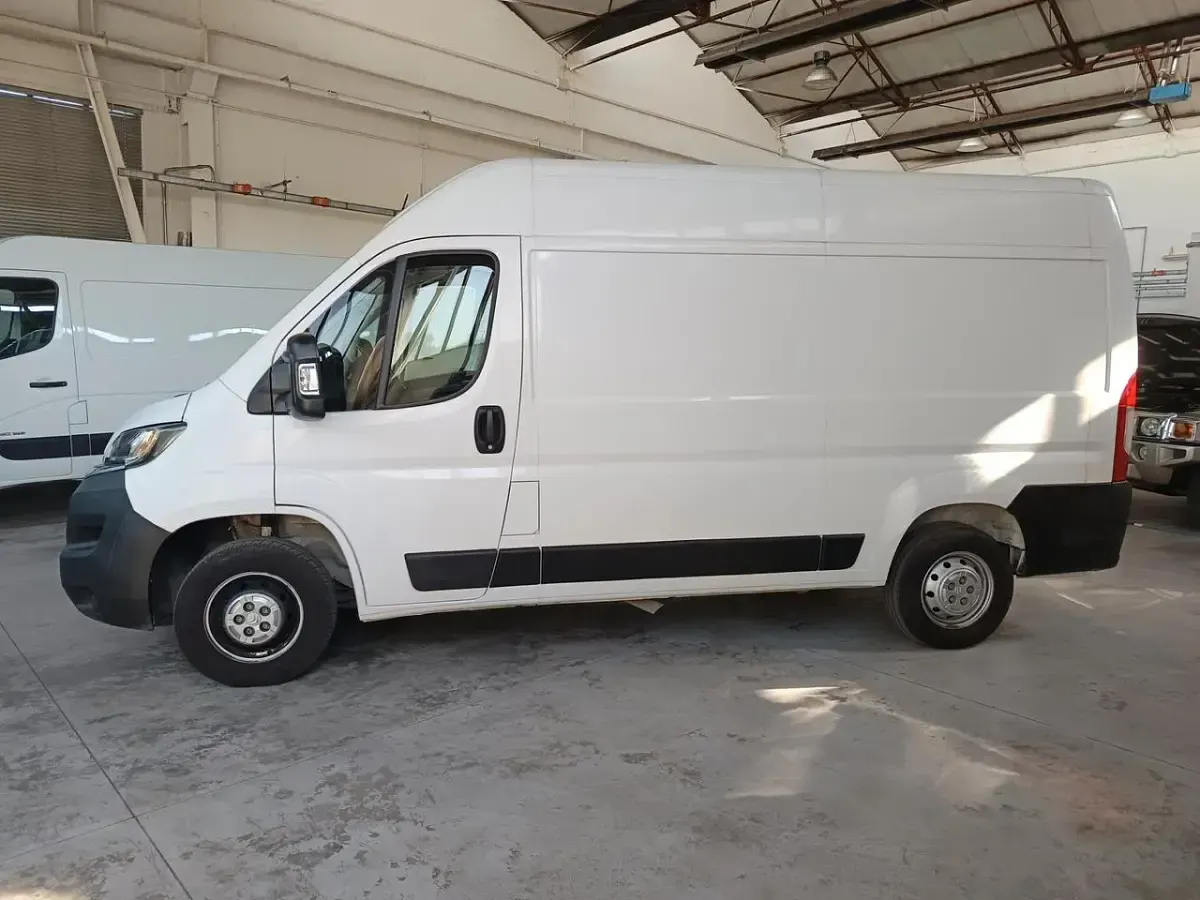 Usata Citroën Jumper 120 CV (88 kW) 2022 Bianco Monovolume