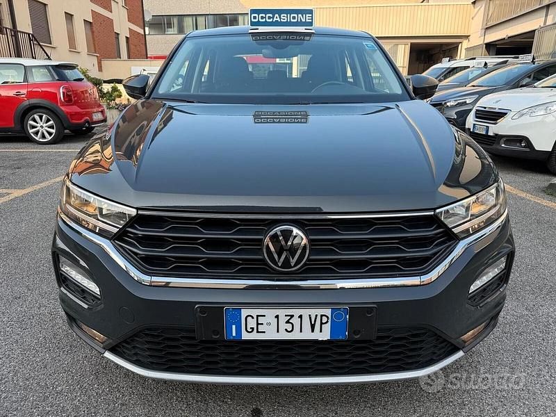 Usata VW T-Roc Business 150 CV (110 kW) 2021 Grigio SUV