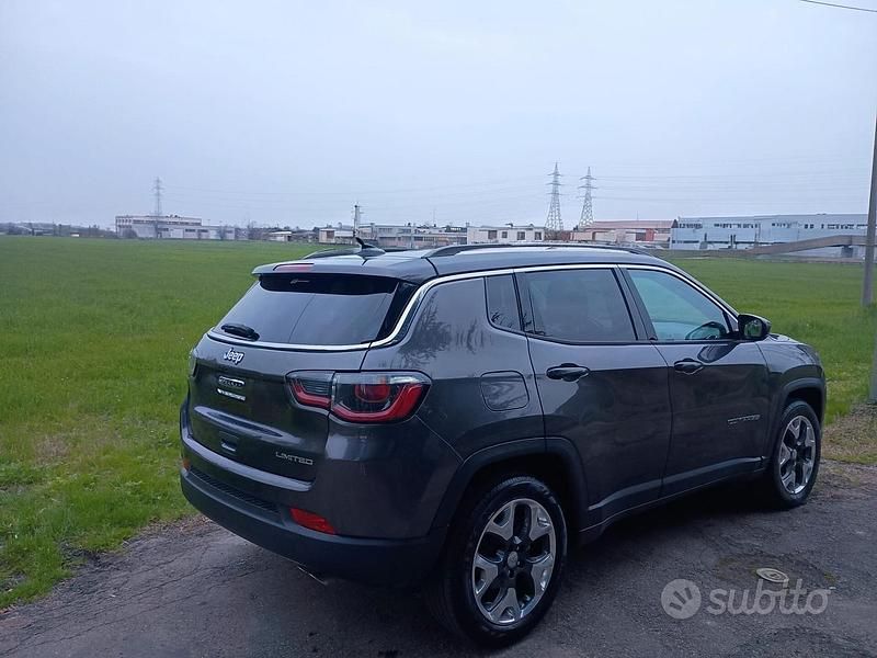 Usata Jeep Compass 120 CV (88 kW) 2018 Grigio SUV