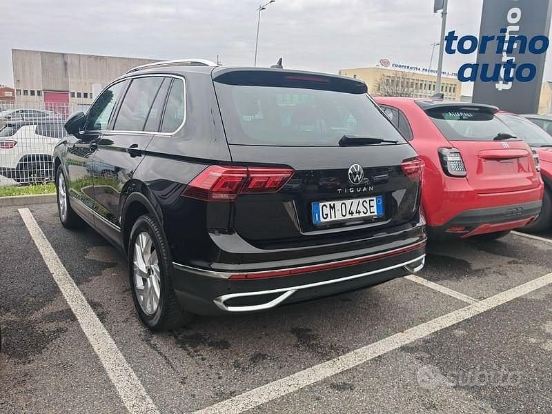 Usata VW Tiguan Life 150 CV (110 kW) 2023 Nero SUV
