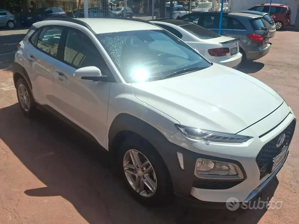 Usata Hyundai Kona Xpossible 116 CV (85 kW) 2020 Bianco SUV
