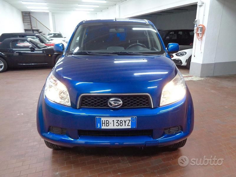 Usata Daihatsu Terios 105 CV (77 kW) 2007 Blu SUV