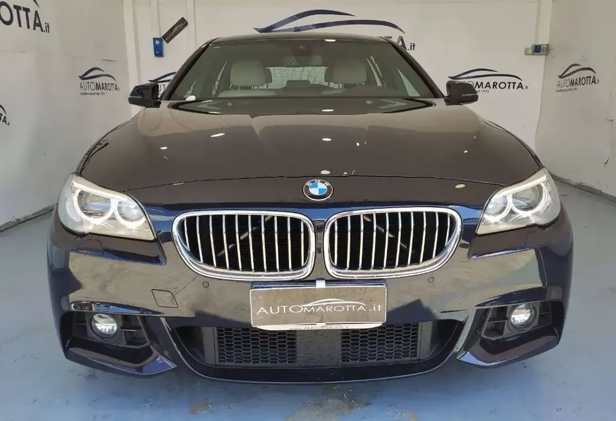 Usata BMW 520 M Sport 192 CV (141 kW) 2016 Blu Station wagon