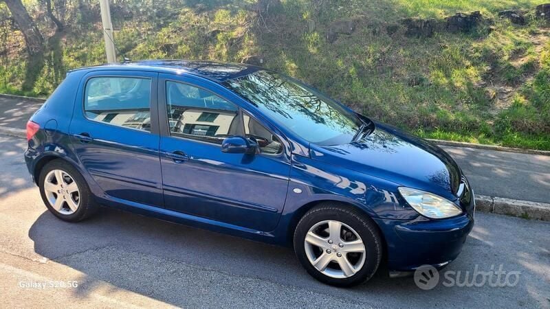 Usata Peugeot 307 109 CV (80 kW) 2005 Blu Berlina