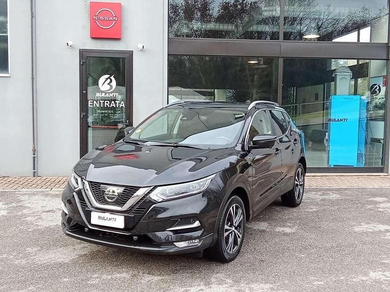 Nero Usata 2018 Nissan Qashqai N-Connecta SUV | 9600 € (Super prezzo) - Immagine 1/4