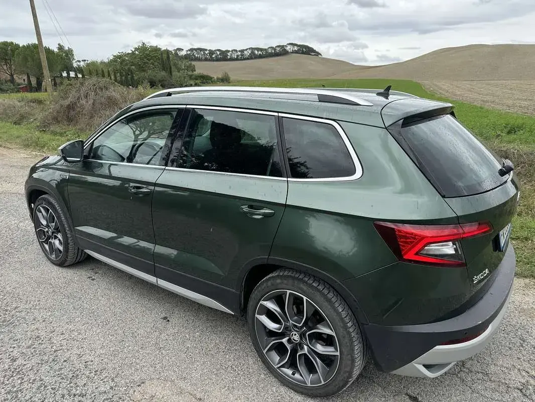 Usata Skoda Karoq Executive 150 CV (110 kW) 2019 Verde SUV