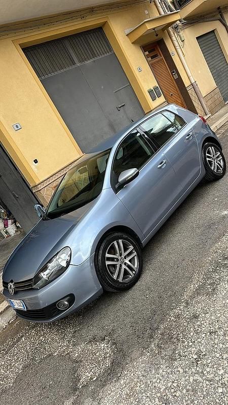 Usata VW Golf VI 110 CV (80 kW) 2009 Utilitaria
