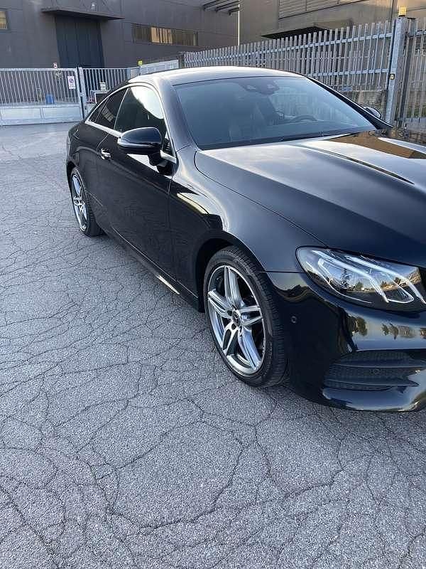 Usata Mercedes E220 Premium 194 CV (142 kW) 2018 Coupé