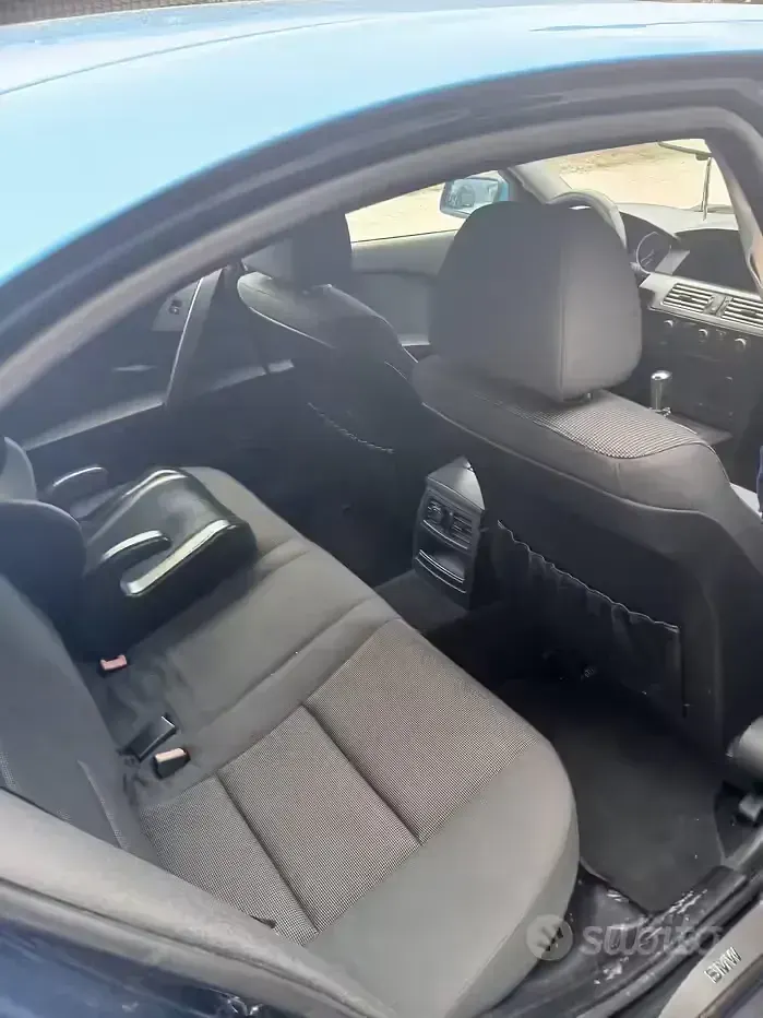 Usata BMW 520 Efficient Dynamics 170 CV (125 kW) 2005 Bluazzurro Berlina