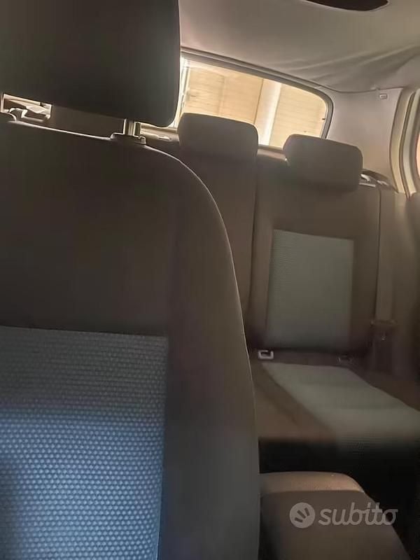 Usata VW Golf VI 122 CV (89 kW) 2010 Grigio Utilitaria