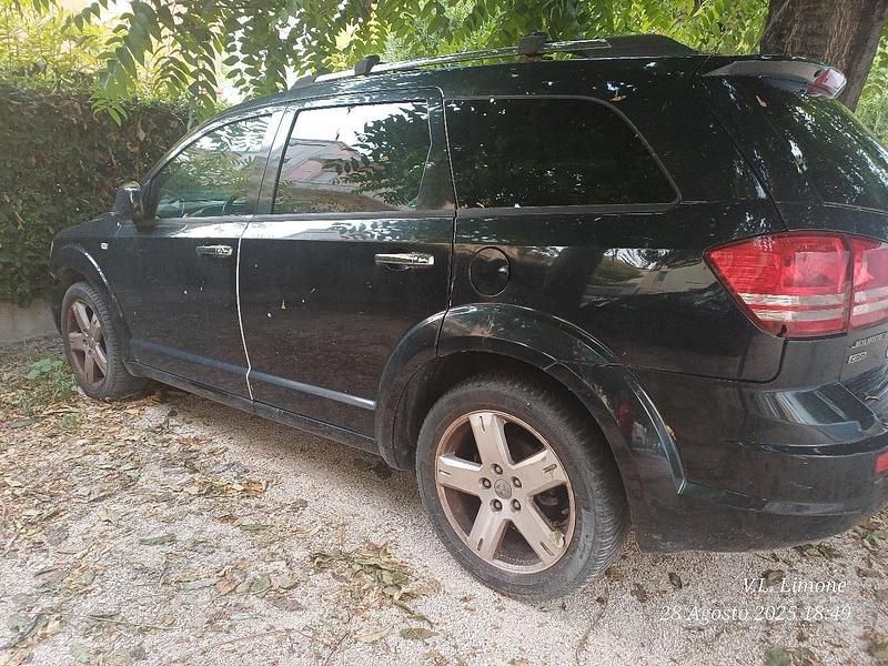 Usata Dodge Journey 140 CV (102 kW) 2009 Nero SUV