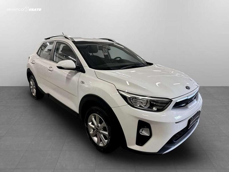 Usata Kia Stonic Style 101 CV (74 kW) 2019 Bianco SUV