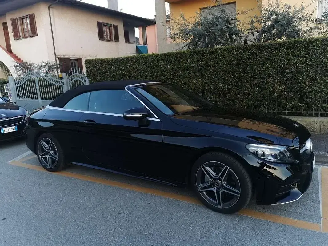 Usata Mercedes C180 Premium Plus 156 CV (114 kW) 2020 Cabrio