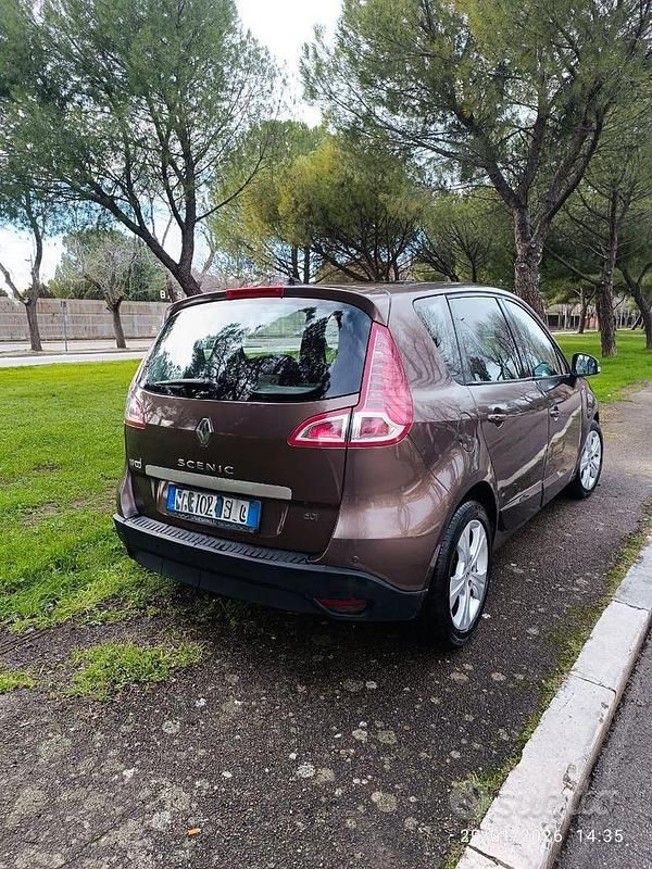 Usata Renault Scénic III 2010 Marrone Monovolume