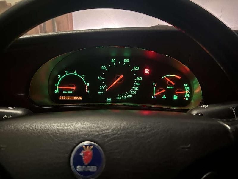 Usata Saab 9-5 185 CV (136 kW) 2003 Grigio Berlina