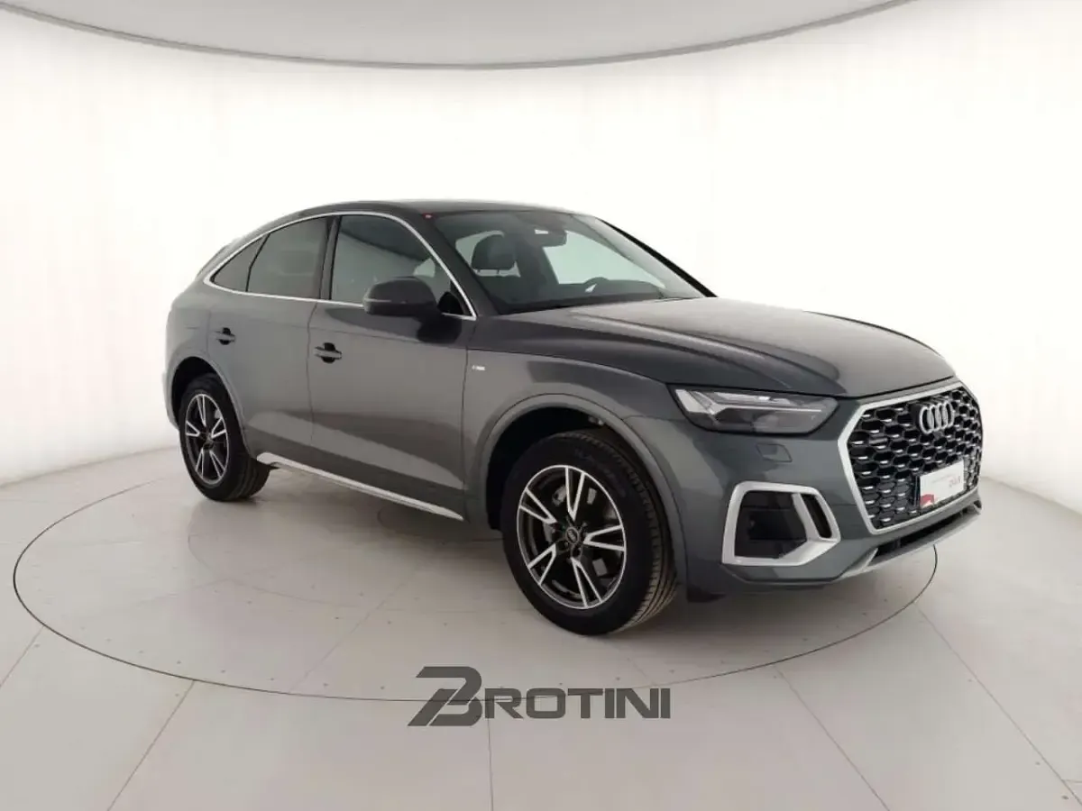 Usata Audi Q5 S-line plus 204 CV (150 kW) 2025 Grigio SUV