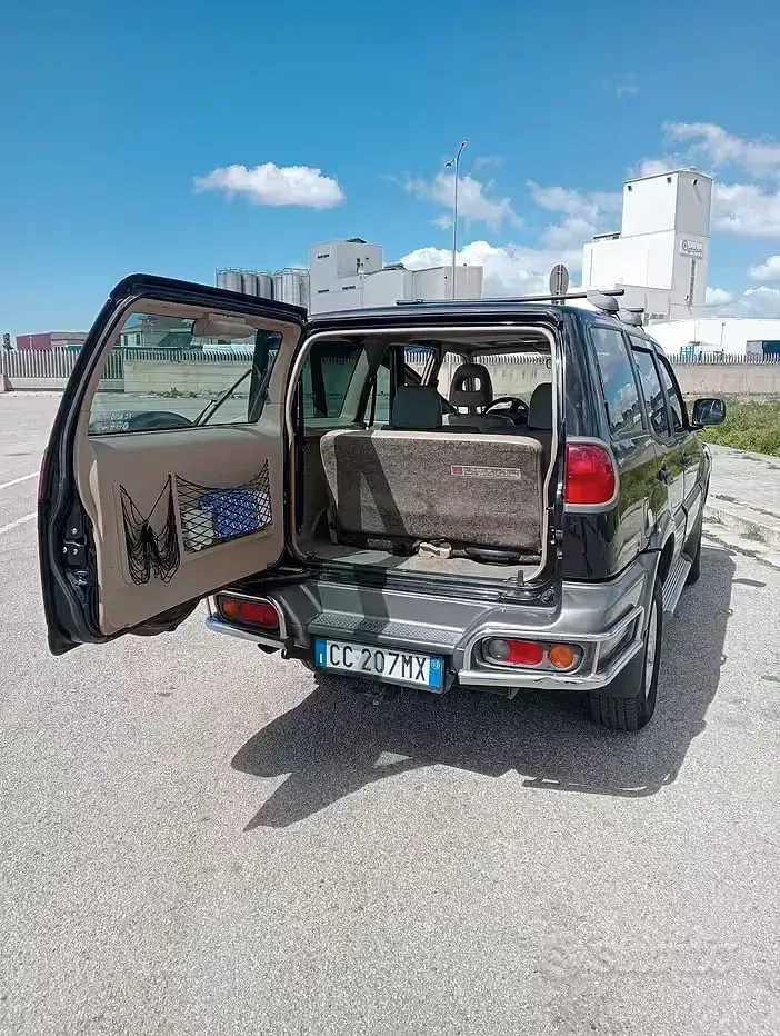 Usata Nissan Terrano 154 CV (113 kW) 2003 Nero SUV