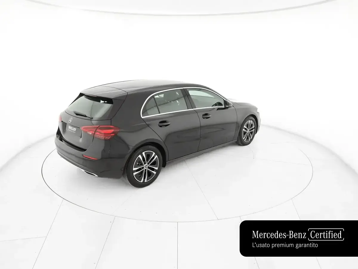 Usata Mercedes A180 Advanced 116 CV (85 kW) 2025 Nero Berlina