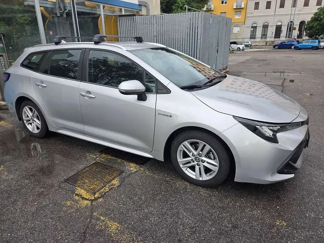 Usata Toyota Corolla Business Edition 98 CV (72 kW) 2020 Grigio Station wagon