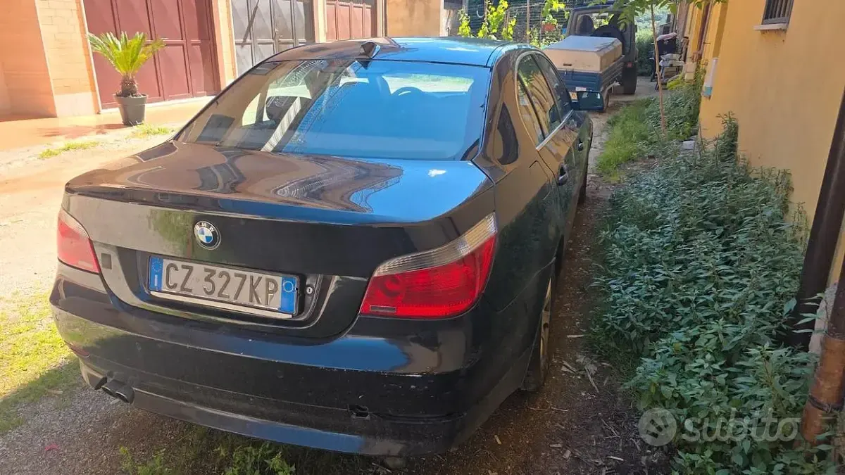 Usata BMW 525 177 CV (130 kW) 2004 Nero Berlina