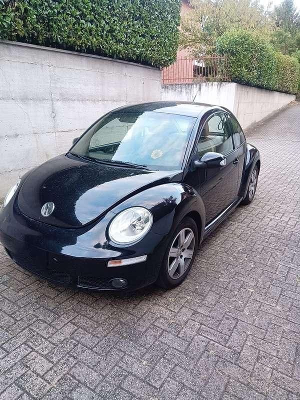 Usata VW Beetle 105 CV (77 kW) 2009 Nero
