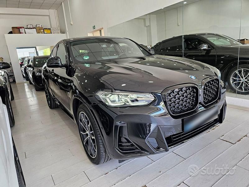Usata BMW X4 M Sport 190 CV (139 kW) 2025 Nero SUV