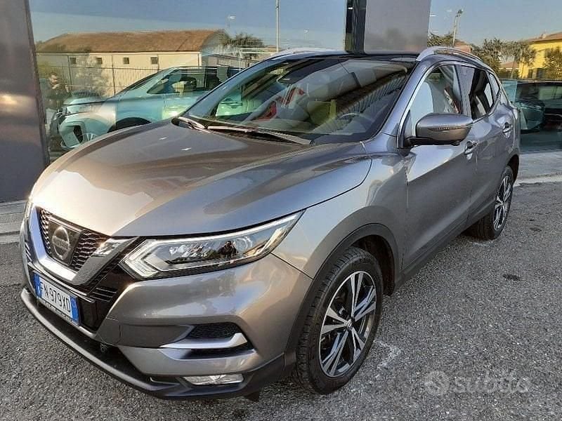 Usata Nissan Qashqai N-Connecta 131 CV (96 kW) 2018 Other SUV
