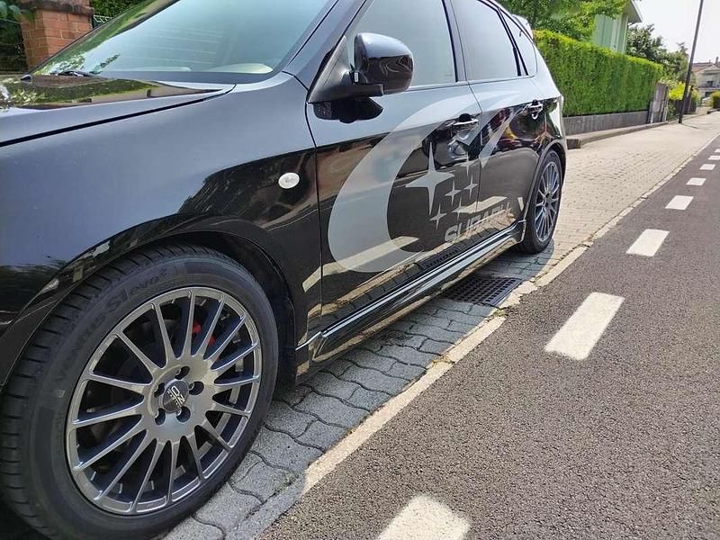 Usata Subaru Impreza 230 CV (169 kW) 2009 Nero Berlina