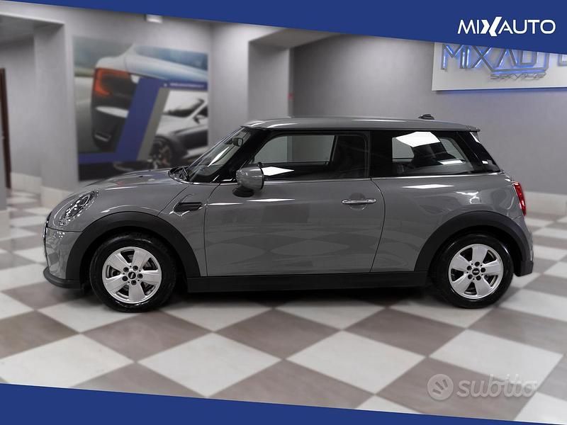 Usata Mini ONE Business 102 CV (75 kW) 2022 Grigio Utilitaria