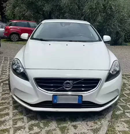 Usata Volvo V40 114 CV (83 kW) 2014 Bianco Berlina