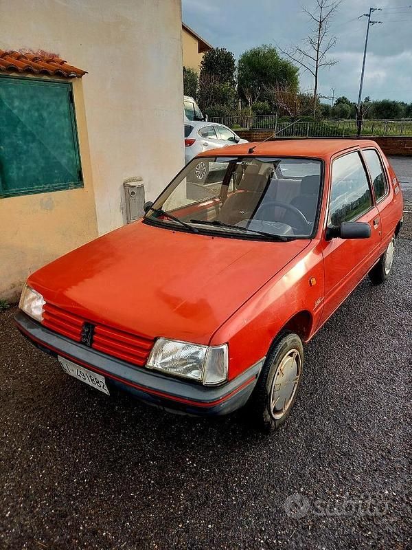 Usata Peugeot 205 1992 Rosso Utilitaria
