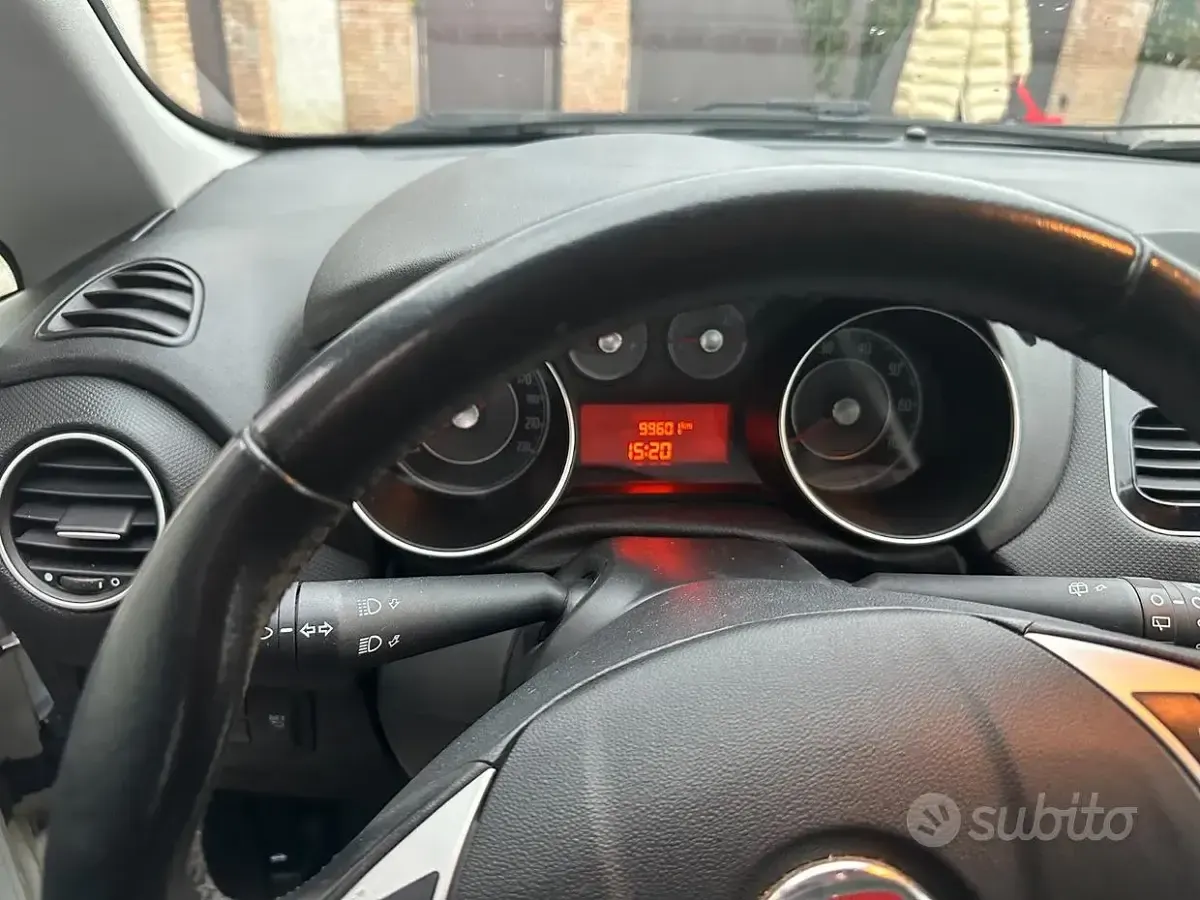 Usata Fiat Punto 95 CV (69 kW) 2017 Utilitaria
