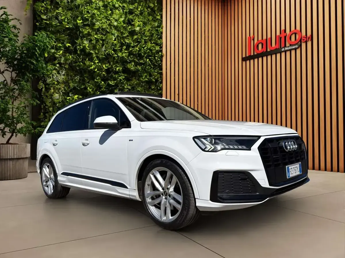 Usata Audi Q7 S-Line 286 CV (210 kW) 2017 Bianco perlato SUV