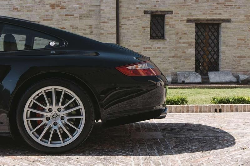 Usata Porsche 911 Carrera S 355 CV (261 kW) 2005 Nero Coupé