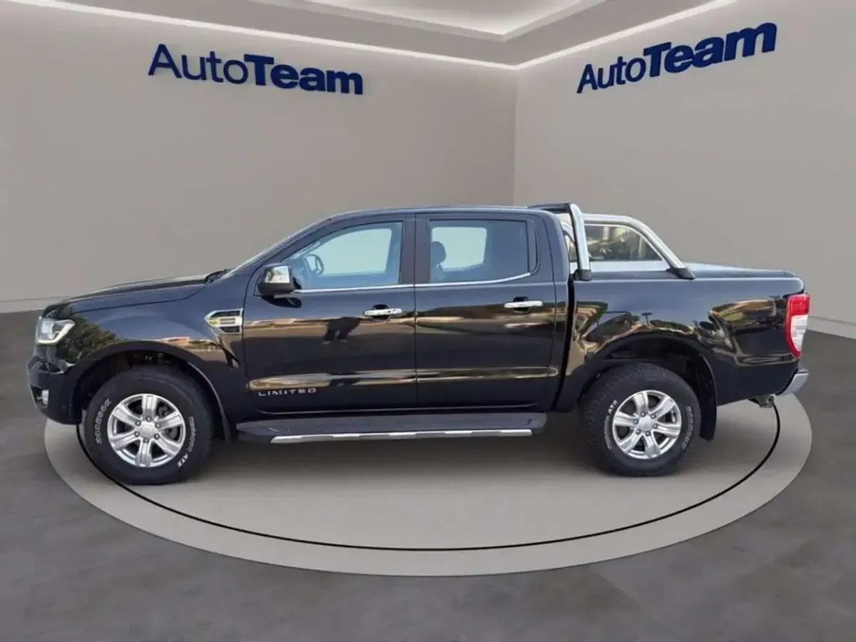Usata Ford Ranger Limited 170 CV (125 kW) 2021 Agate black Pick-up