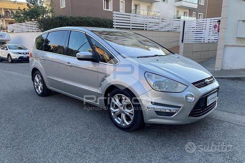 Usata Ford S-MAX Titanium 163 CV (119 kW) 2011 Grigio Monovolume