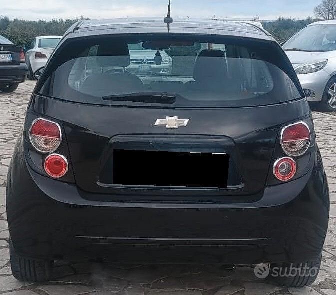 Usata Chevrolet Aveo LT 86 CV (63 kW) 2012 Nero Berlina