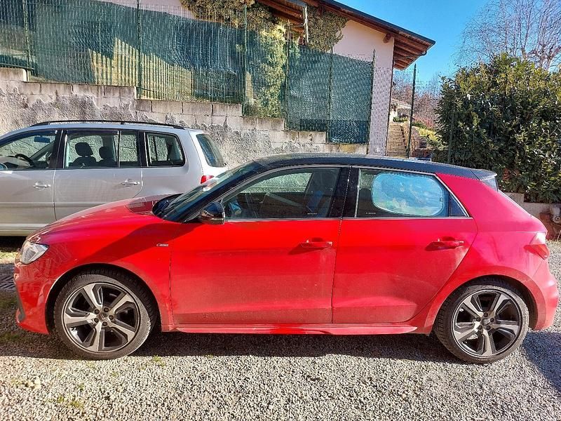 Usata Audi A1 S-Line 100 CV (73 kW) 2023 Rosso SUV