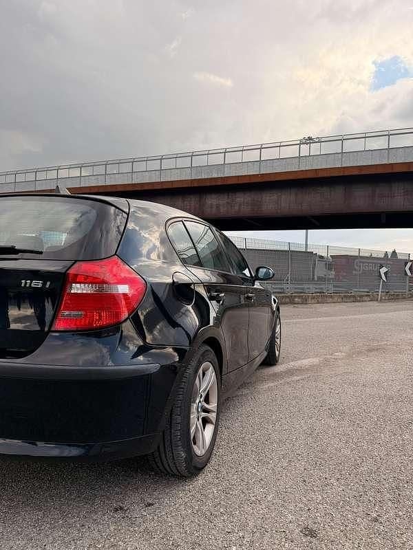 Usata BMW 116 122 CV (89 kW) 2009 Utilitaria