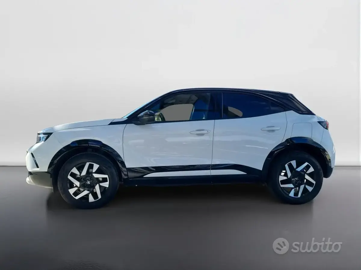 Usata Opel Mokka 136 CV (100 kW) 2025 Bianco SUV