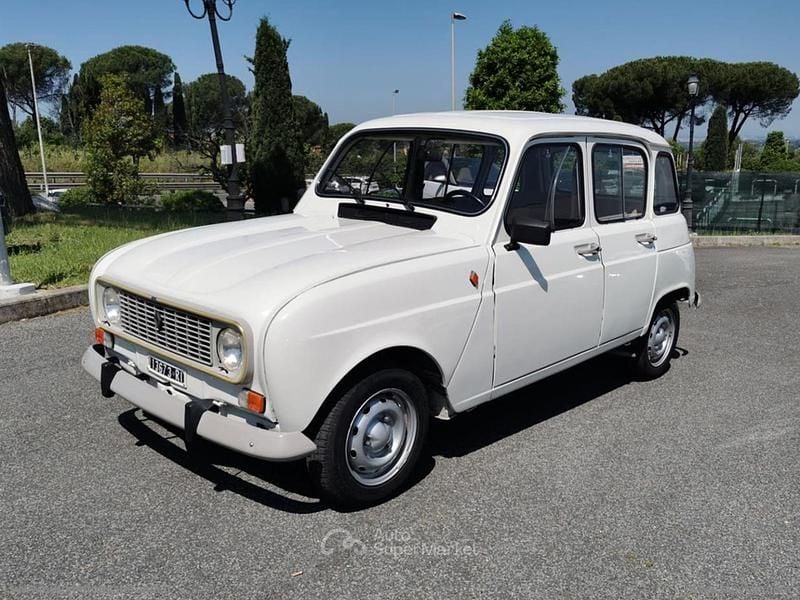 Usata Renault R4 33 CV (24 kW) 1984 Bianco Berlina